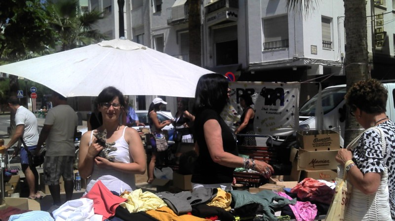 mercadillo solidario proda, mercadillos solidarios, ahorradoras, ahorradoras.com