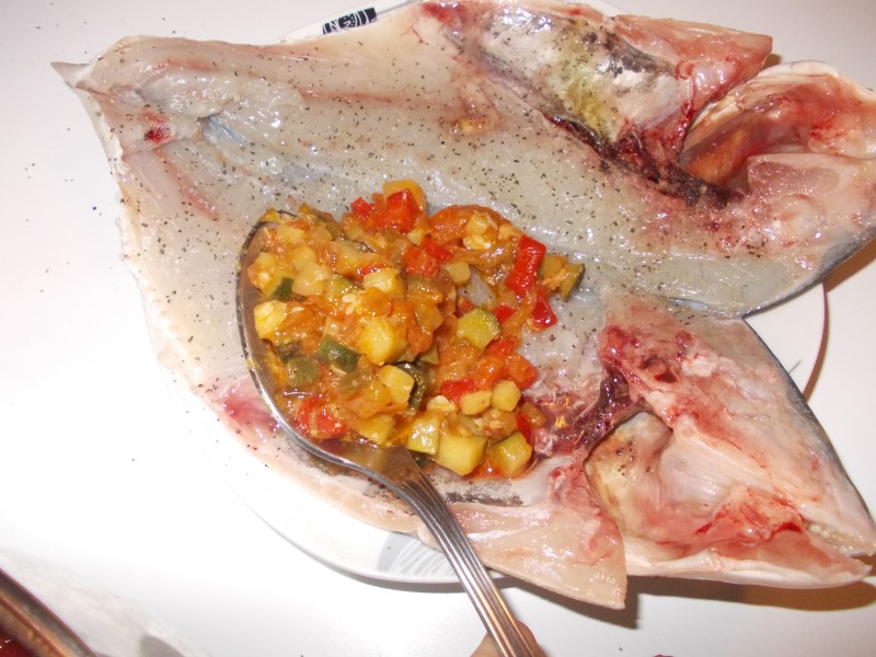 Dorada rellena de pisto