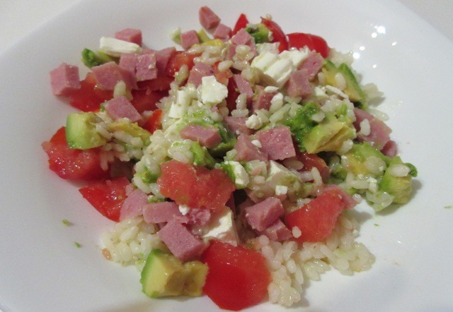 Ensalada de arroz con aguacate