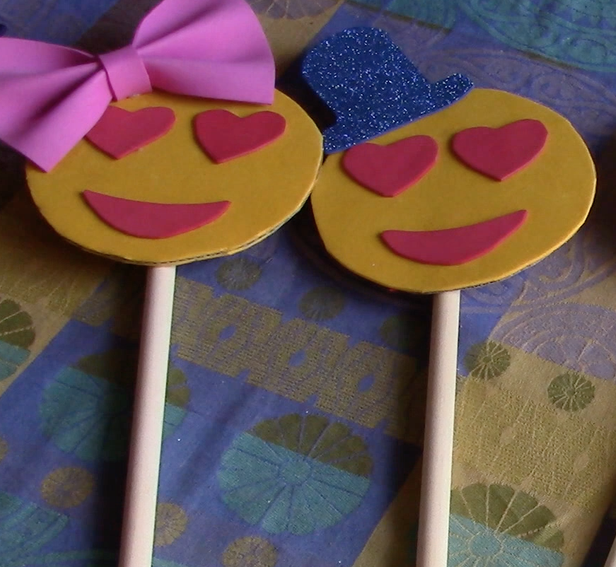 DIY: Cómo hacer un emoticono para un photocall