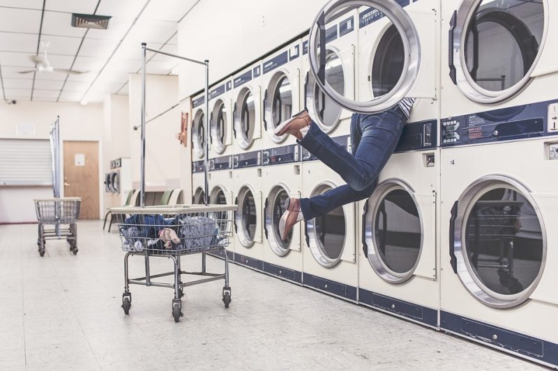 7 cosas que SÍ se pueden lavar en lavadora