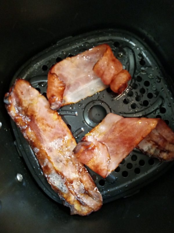 https://www.ahorradoras.com/wp-content/uploads/2020/09/bacon-frito-sin-aceite.jpg