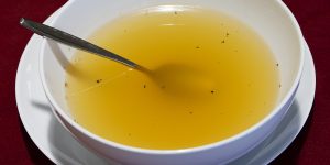RECETA CALDO DE POLLO