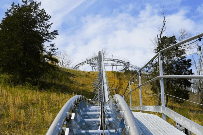 Código descuento para la Montaña rusa del semental salvaje en el rancho Skyland