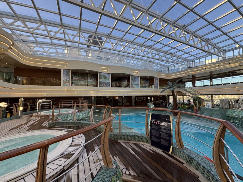 piscina 2 msc splendida