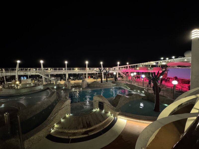 piscina 4 msc splendida