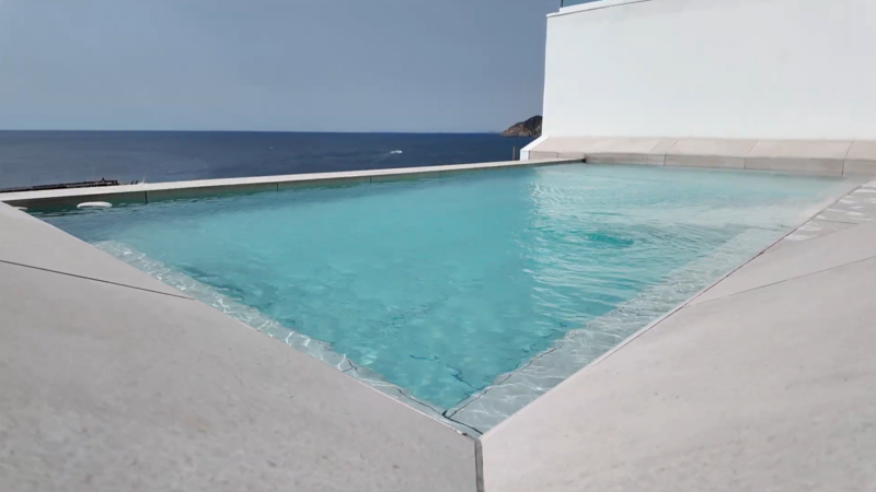 piscina villa espana magic