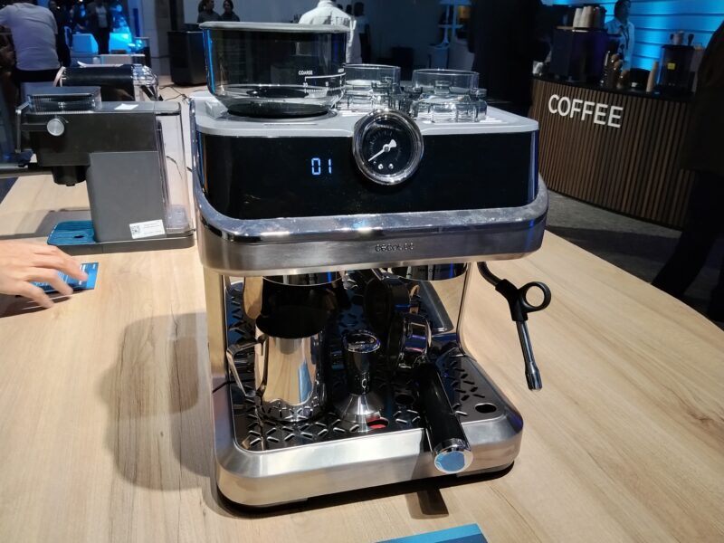 Opinión Power Espresso 20 Barista Elite: la cafetera de Cecotec con molinillo, doble caldera y control PID